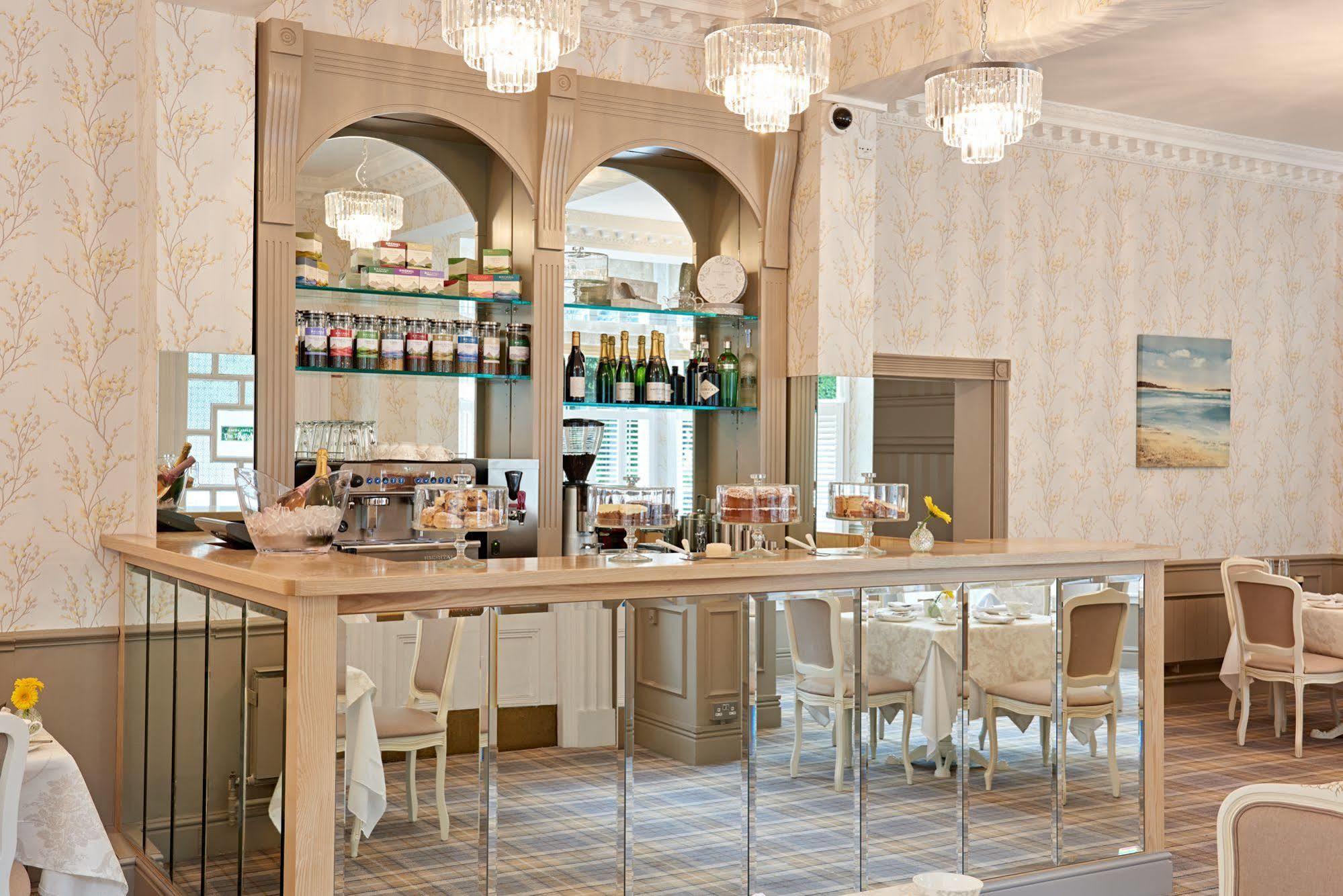 The Regency Hotel Solihull Exterior photo